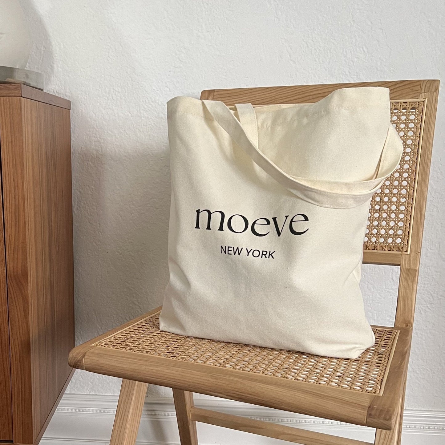 Moeve Tote Bag